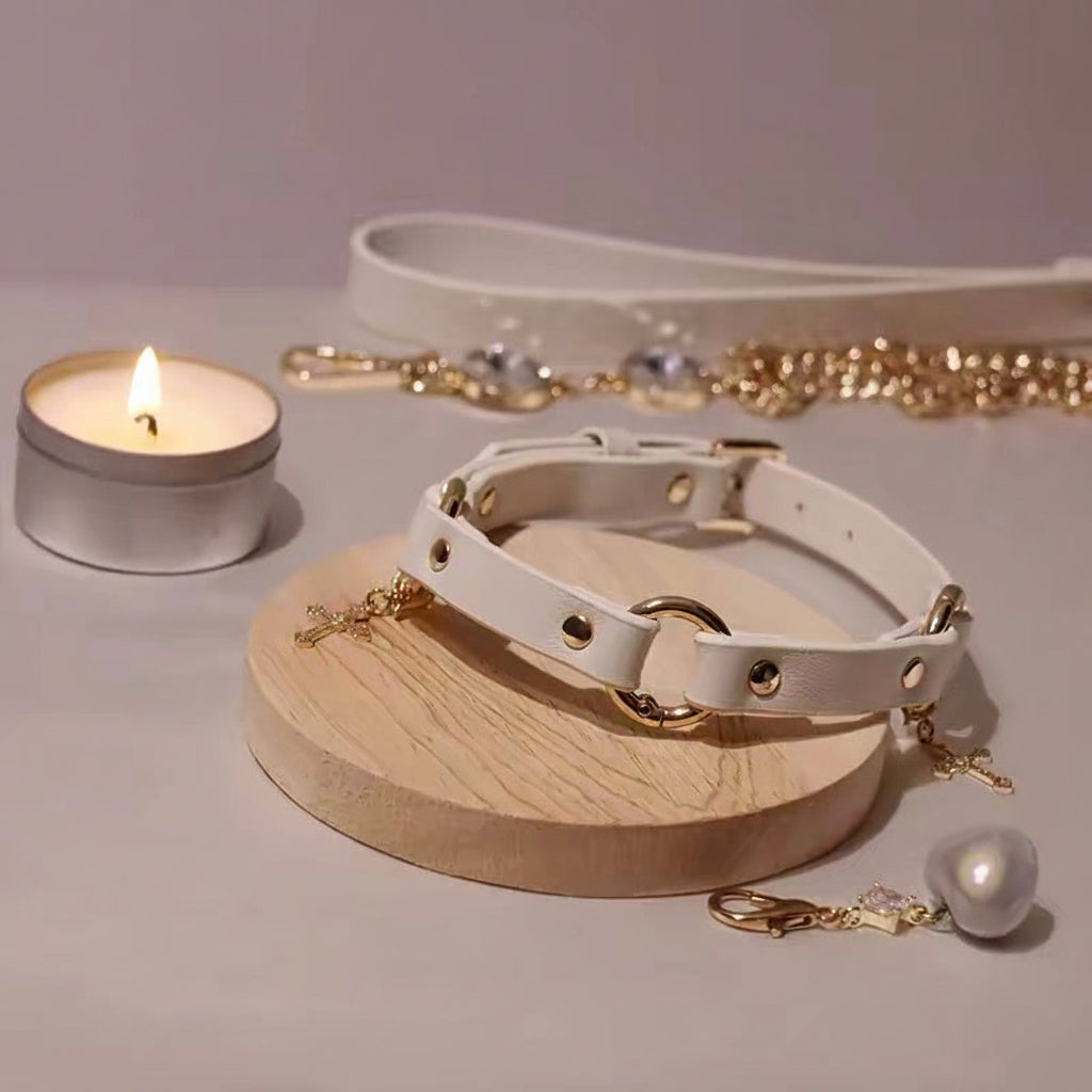 First-layer cowhide collar with water sound bells and zircon puppy