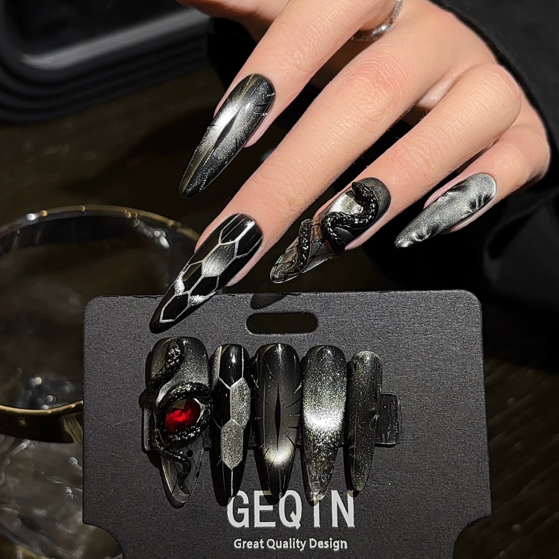 3D Sculpted Snake Motif Cat-Eye Press-On Nails Edgy Handcrafted Gothic