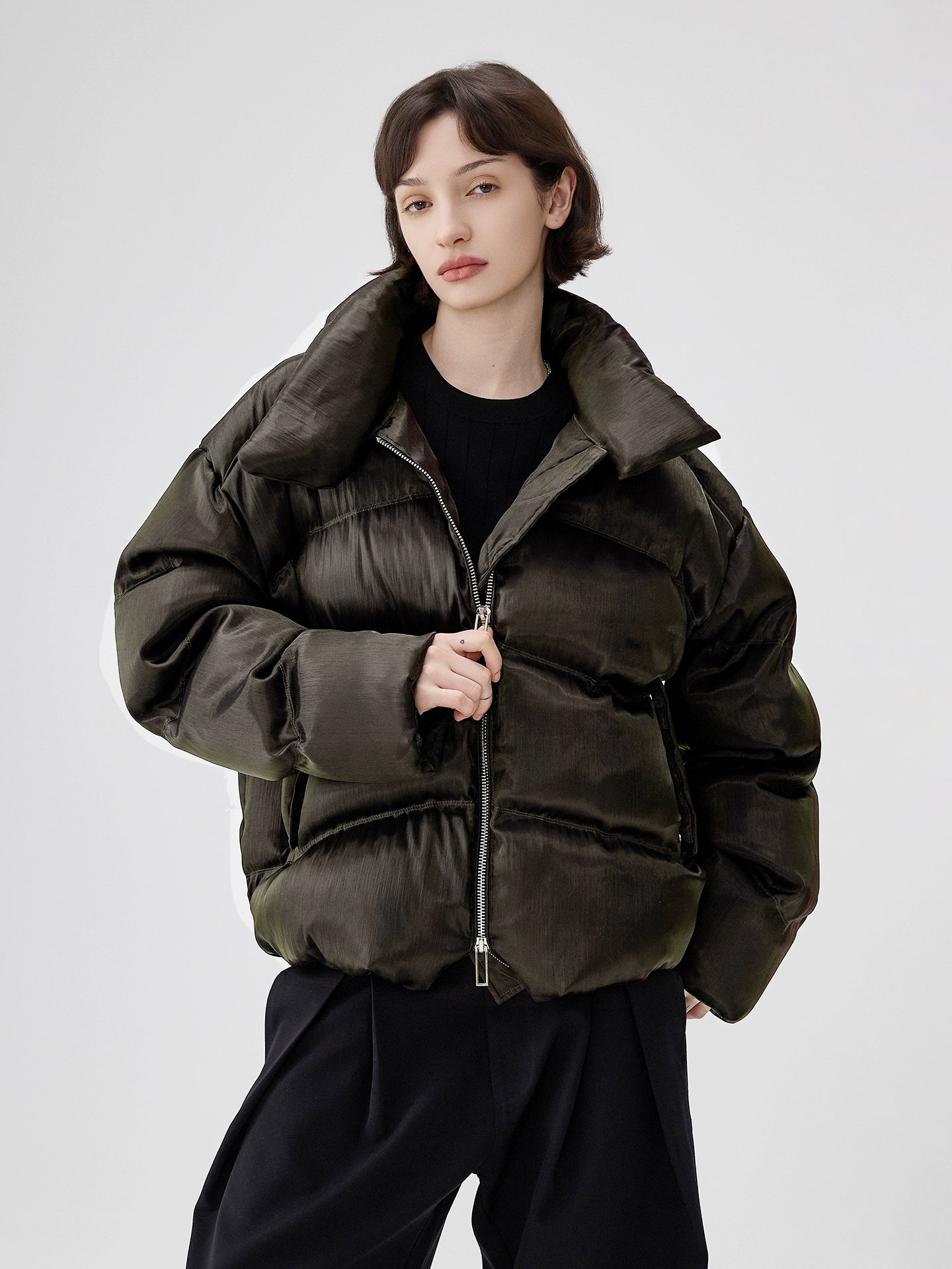 Heavy liquid metal texture white duck down thickened stand-up collar down jacket men and women the same winter coat