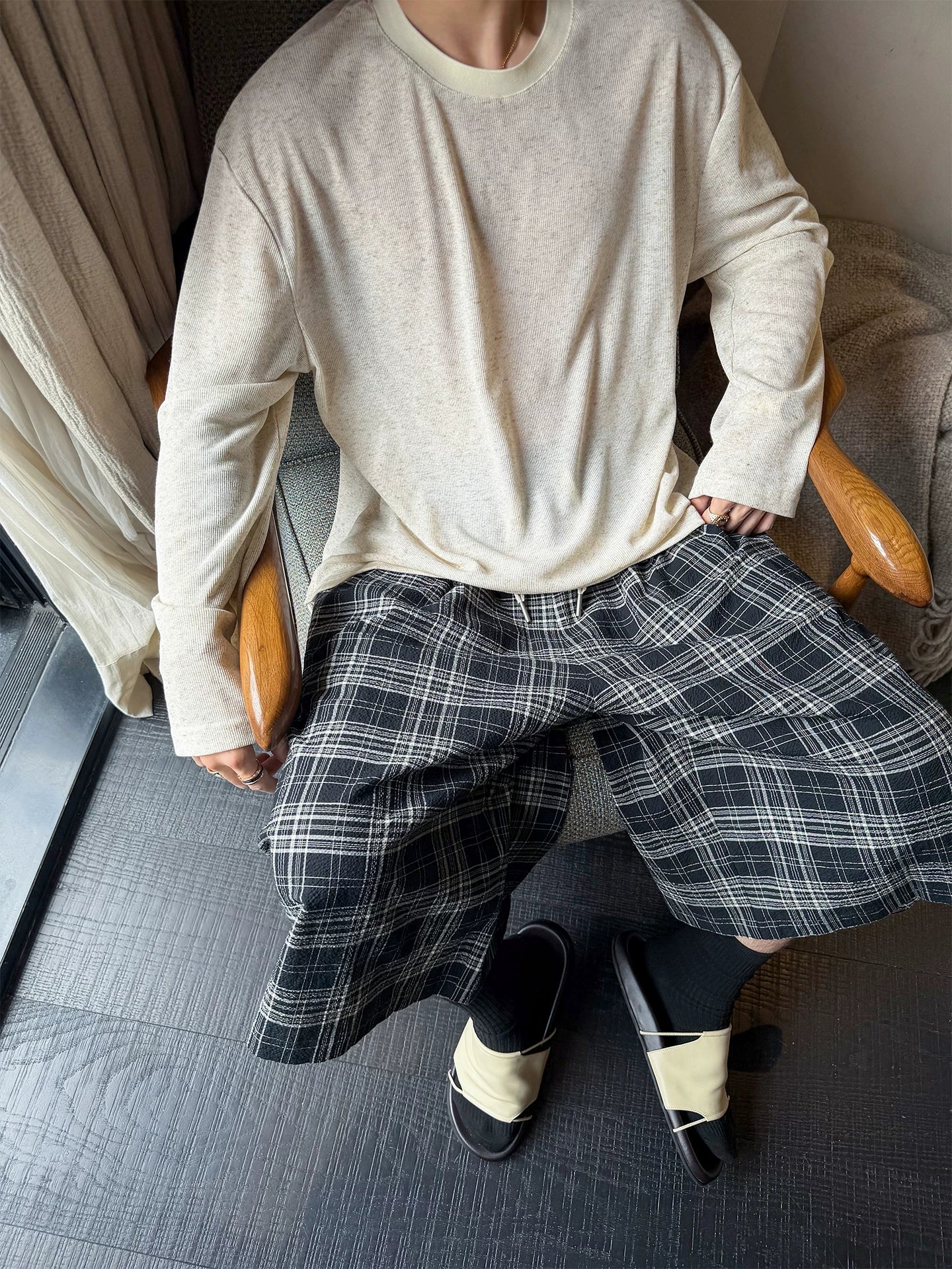 Textured Check Cropped Shorts-sinclub37