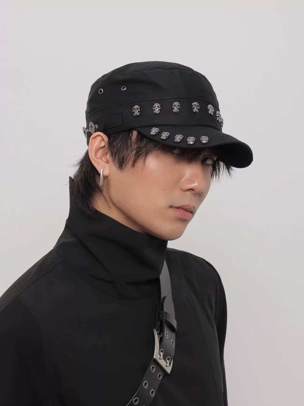 Niche street subculture skull studded flat top hat peaked hat