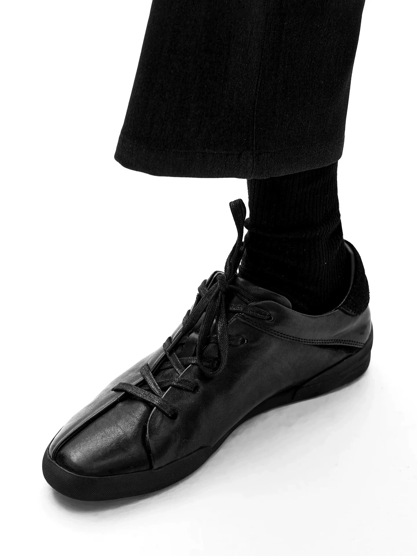 Thin bottom leather shoes saddle maker berlin hand-stitched washed imitation horsehide pleated cut german training shoes