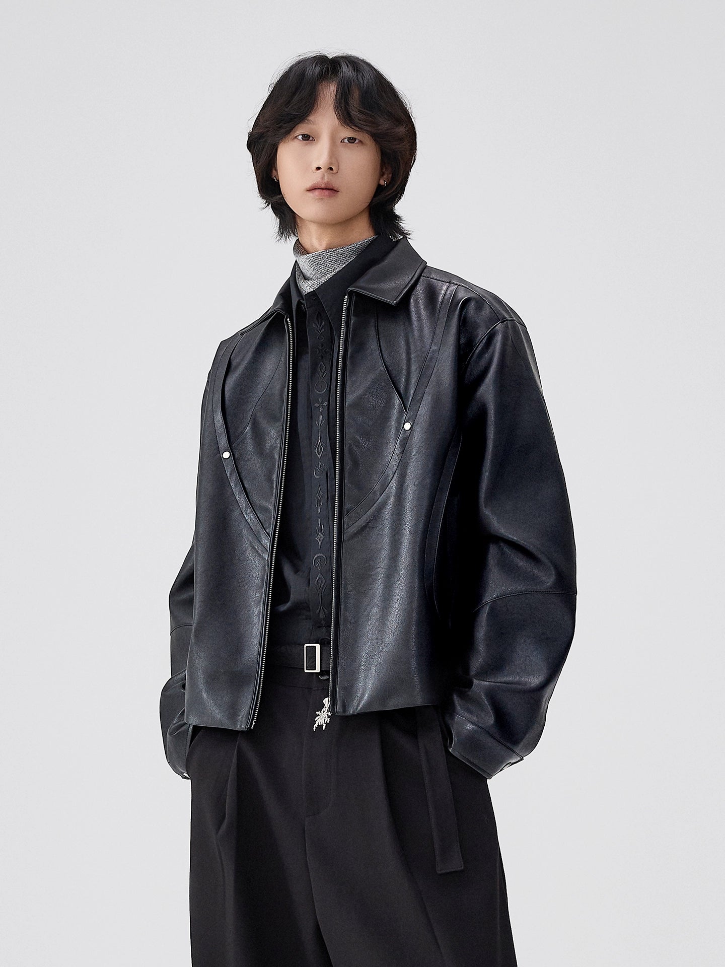 Loose-leaf three-dimensional scimitar sleeve lapel jacket jacket men's new structural line short leather jacket