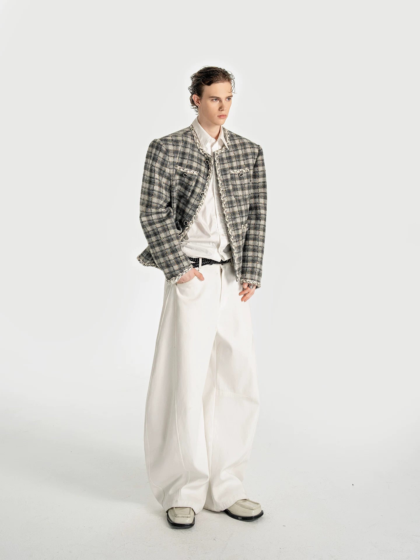 Chanel-inspired floral gauze plaid cropped jacket with shoulder pads - a luxurious and relaxed outerwear piece SIN053