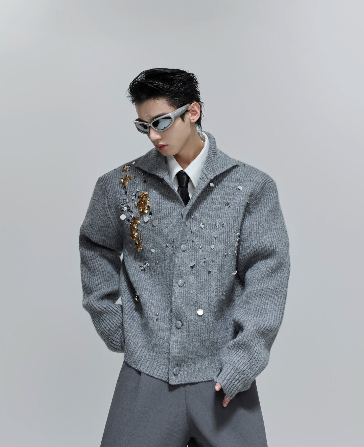 Niche heavy industry sequined design sense turtleneck sweater extravagant lazy knitted sweater jacket winter