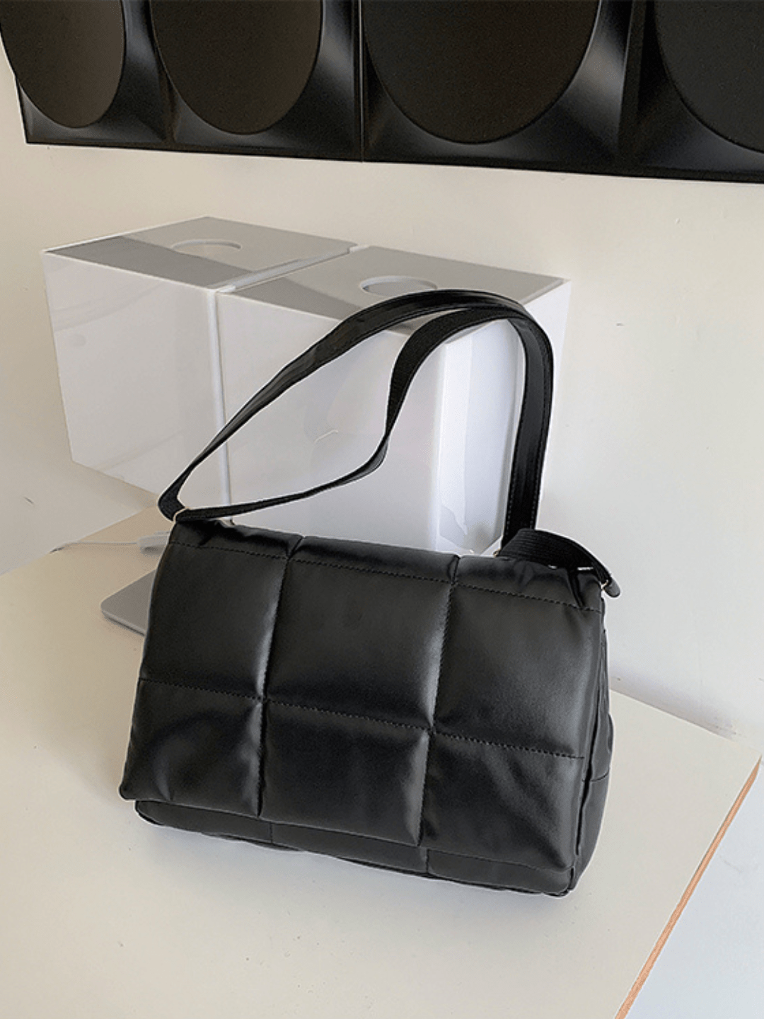 silk filling leather crossbody messenger bag st1867