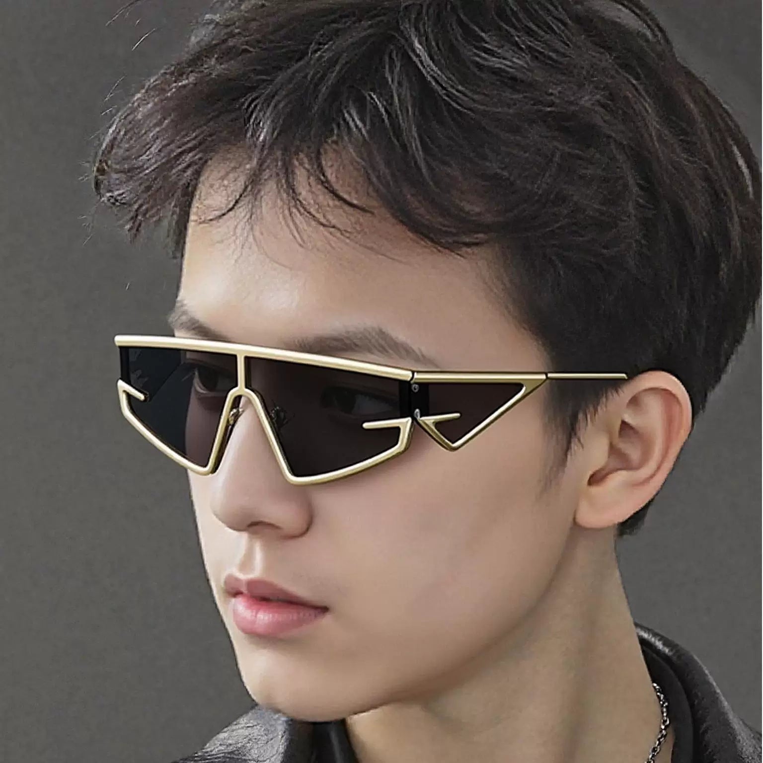 hip-hop retro futuristic tech-cool sunglasses oversized punk sporty