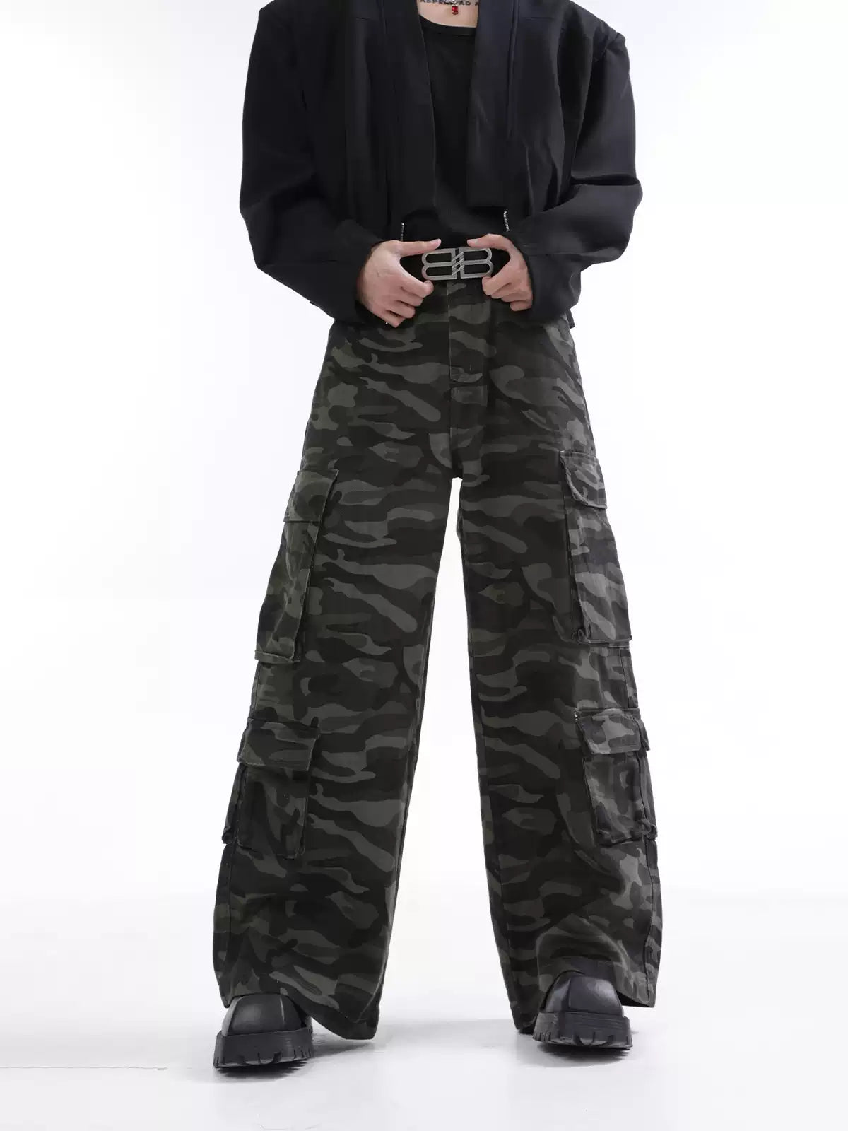 [FLAT ROOM] CAMO MULTI-POCKET WIDE CARGO PANTS st2070