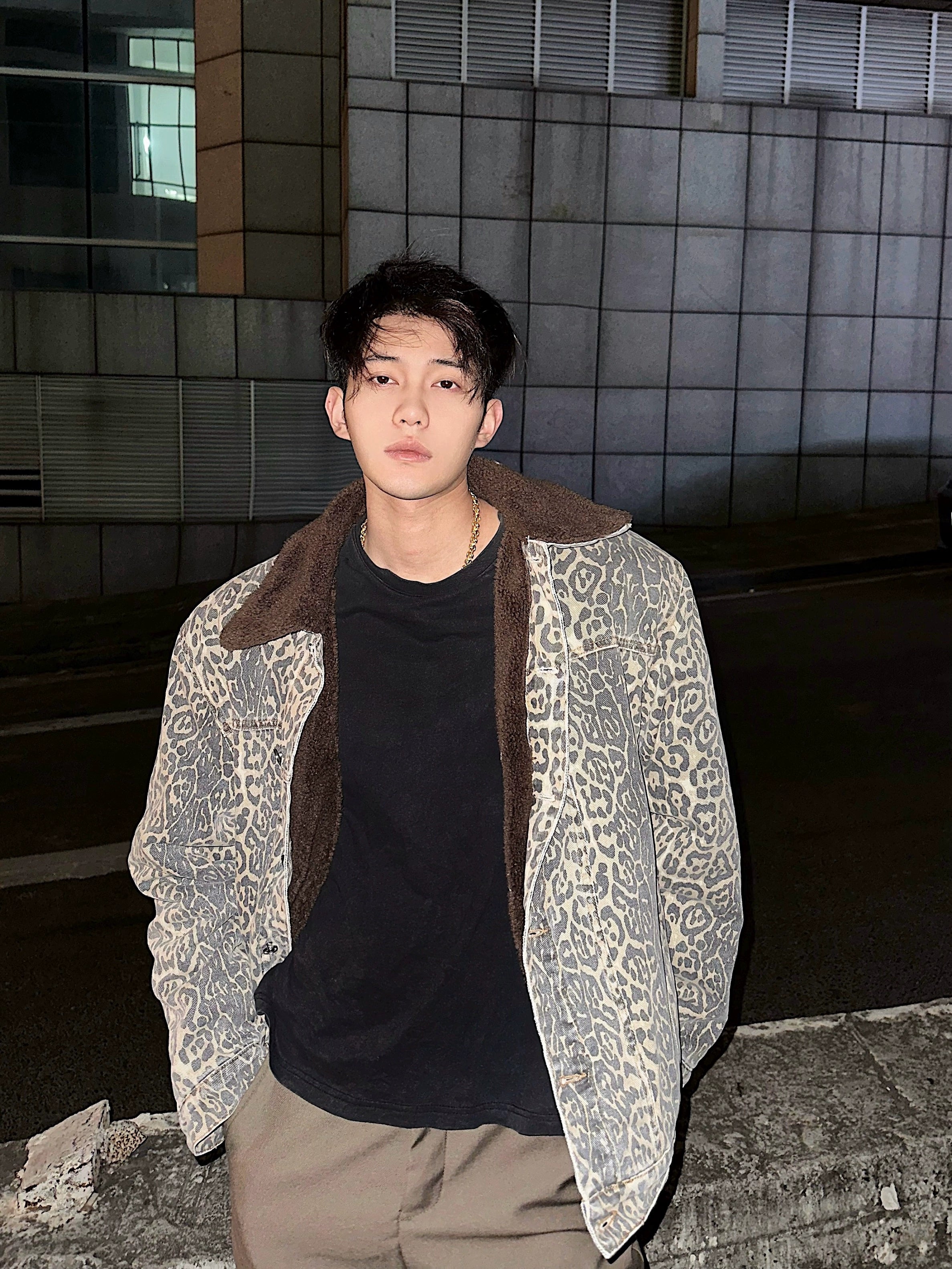 Winter retro washed niche leopard print splicing fleece thickened denim jacket men's trend