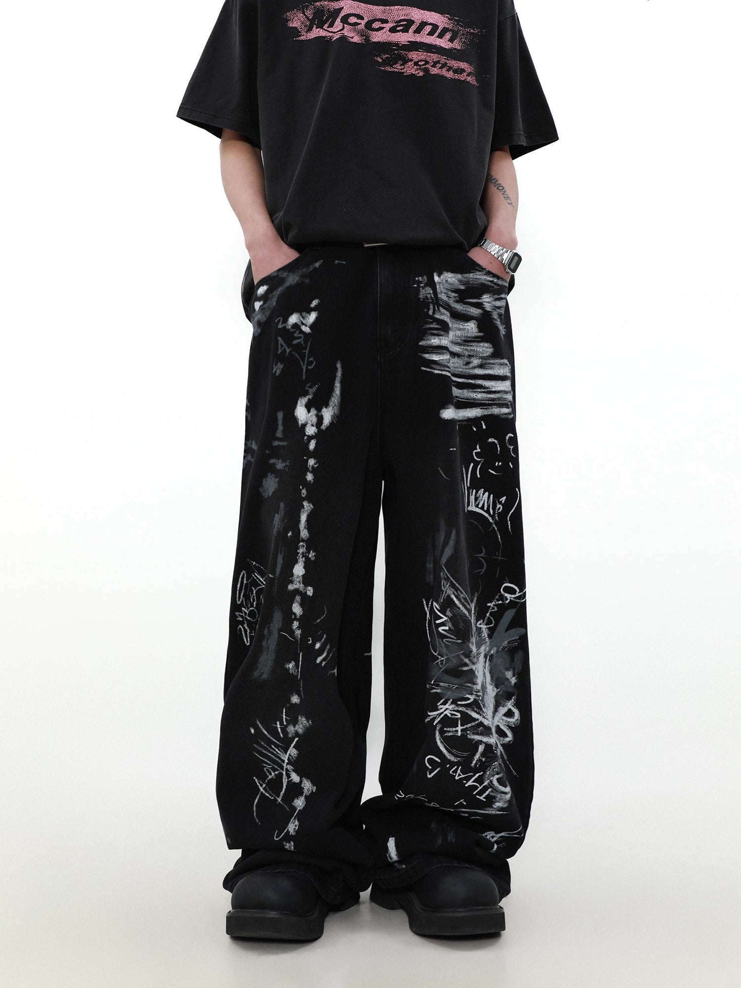 Niche design graffiti American jeans men's straight wide-leg pants loose European and American high street pants