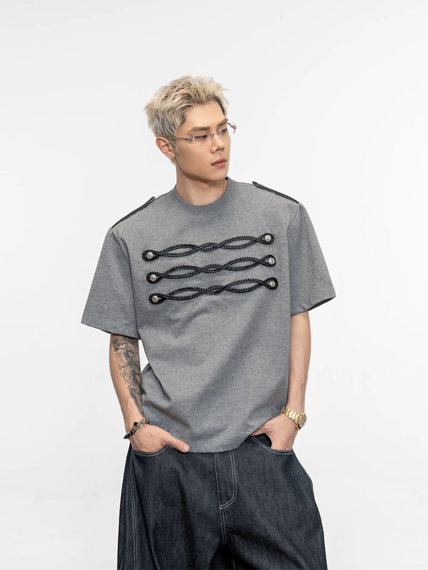 Vintage napoleon buckle palace style pure cotton short sleeve t-shirt with detachable shoulder pads - structured fit top for men sinclub7160