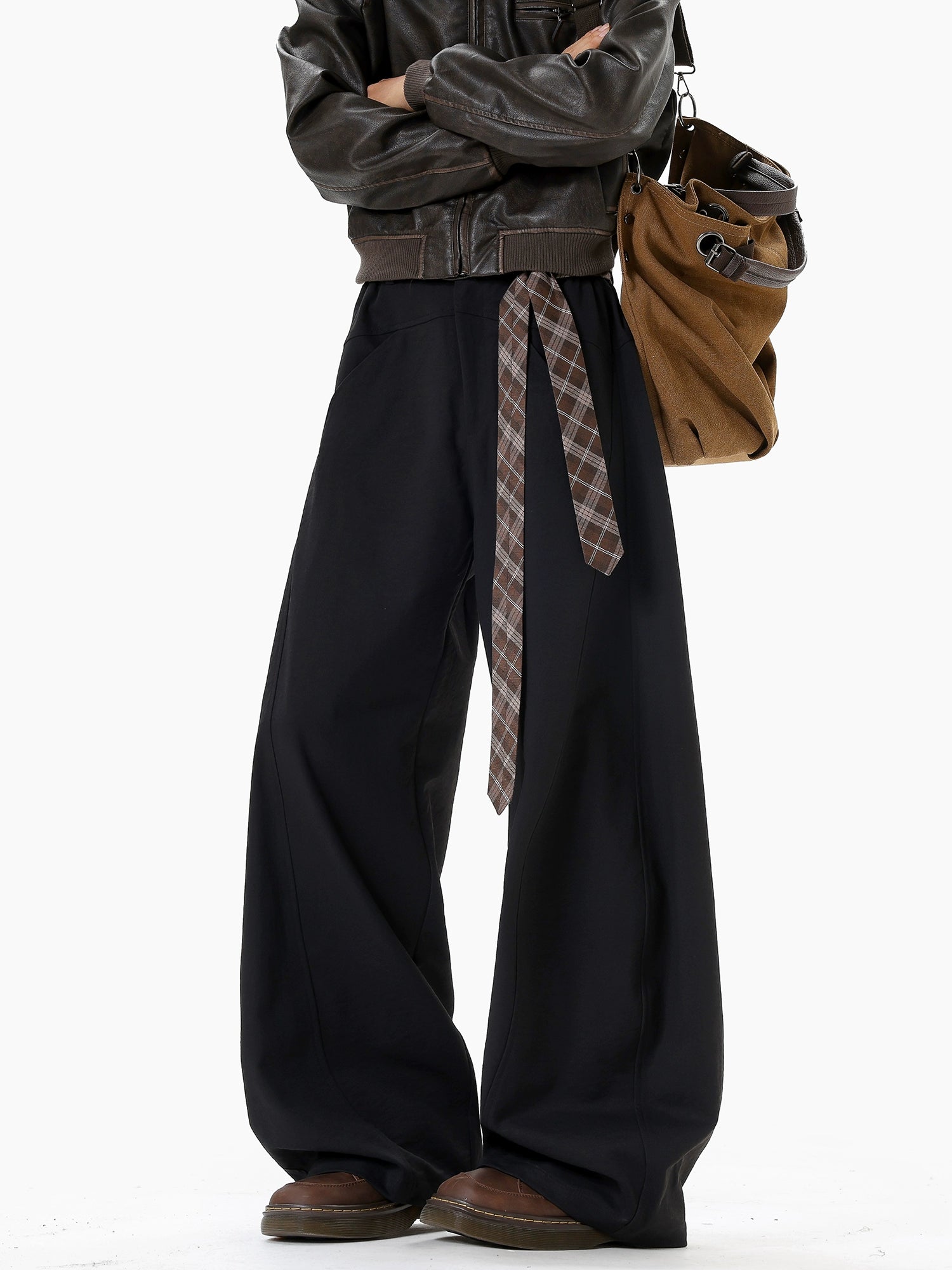 American pants with machete SIN0922