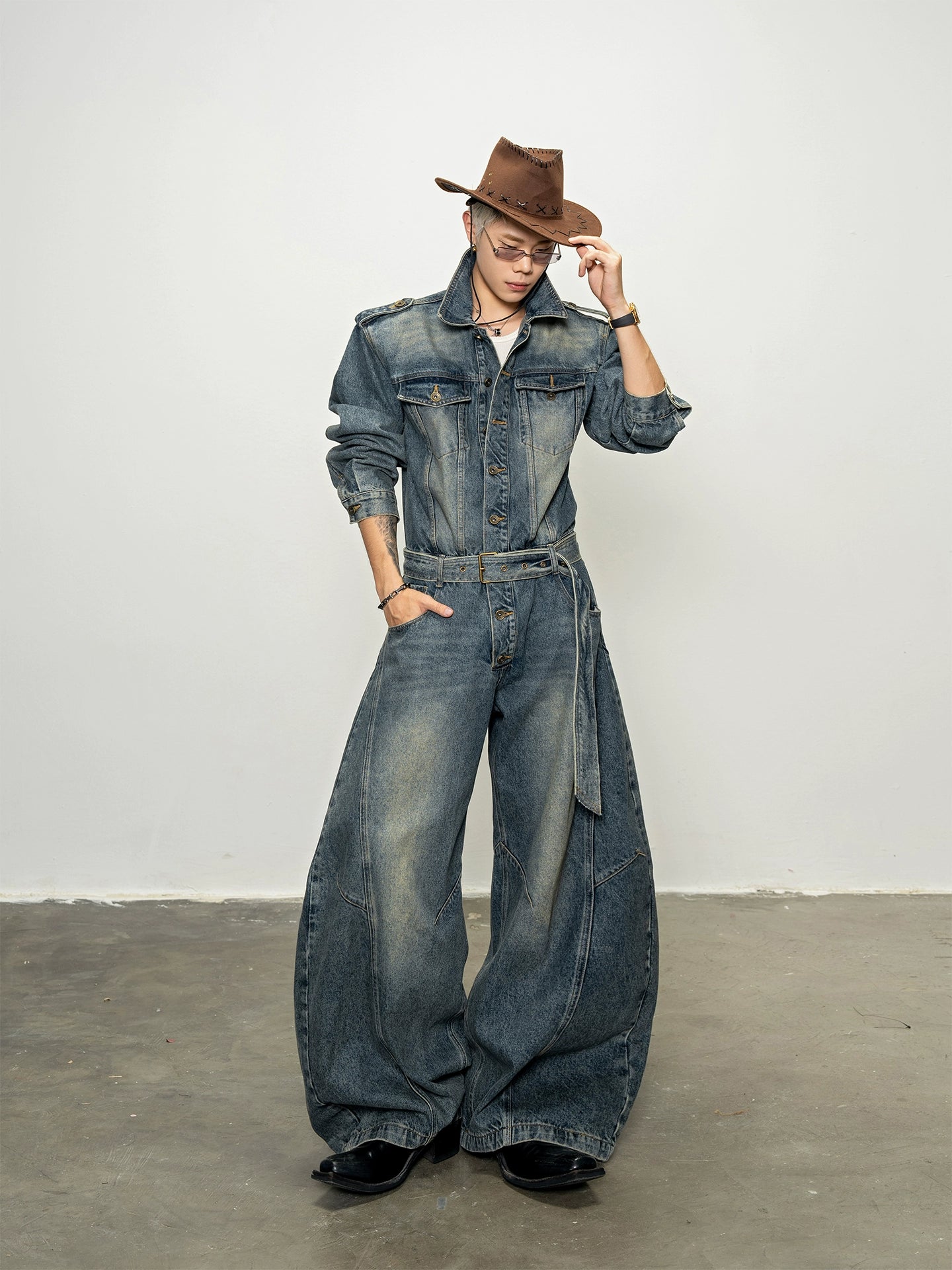 American classic resurgence, old washed shoulder padded denim onesie autumn loose scimitar pants