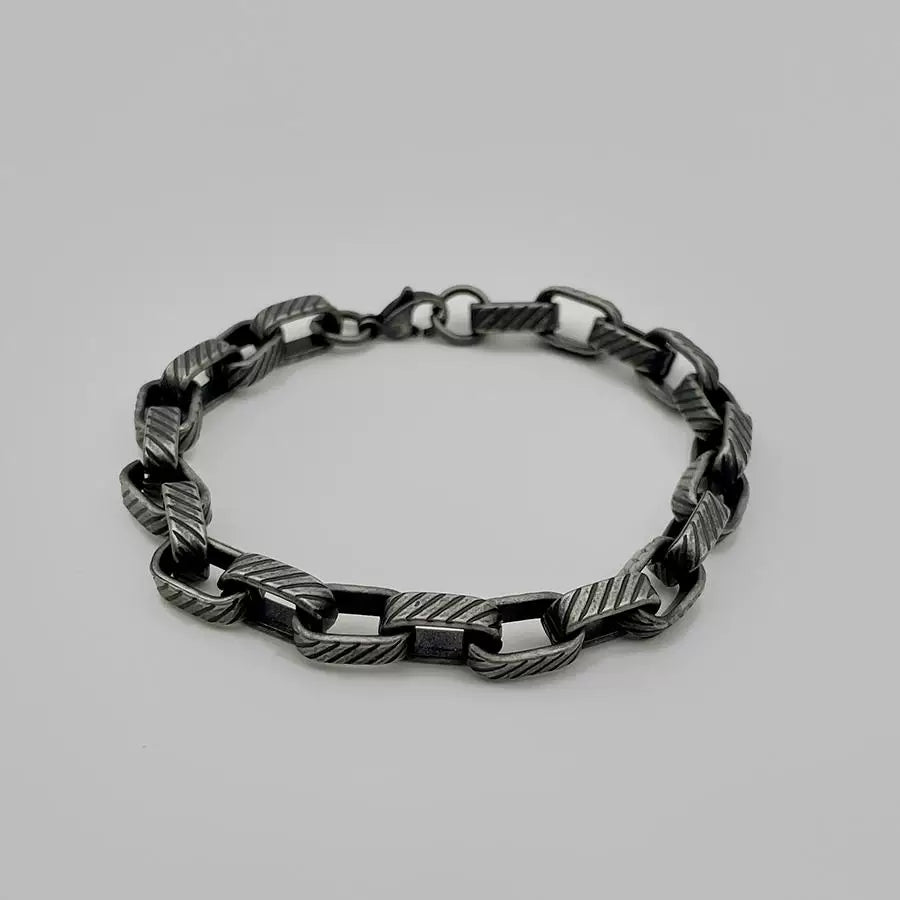 Hip-hop retro striped titanium steel men's bracelet - trendy, minimalist, and versatile jewelry accessory